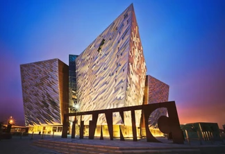 Excursão a Belfast + Museu do Titanic