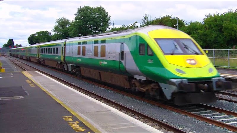Viajar de trem na Irlanda