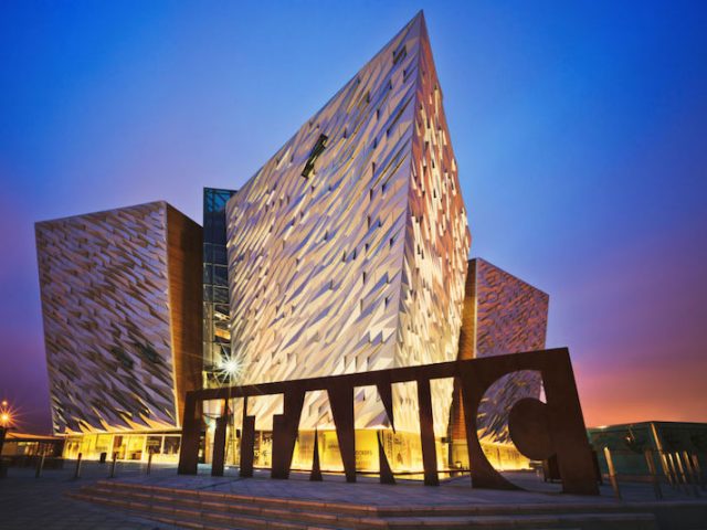 Excursão a Belfast + Museu do Titanic